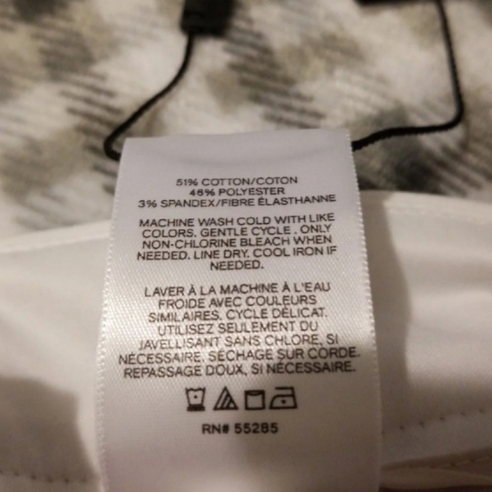 Express Mid Rise Plus Size Shorts - Picture 10 of 10